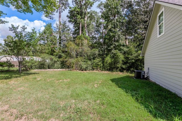 499 Pecan, Onalaska, TX 77360