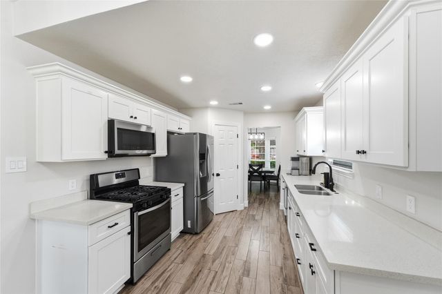 5234 Findlay Drive, Pasadena, TX 77505