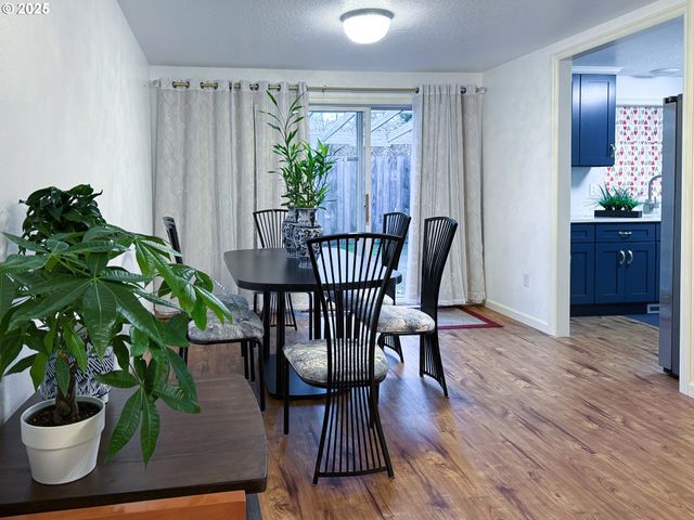 10017 Se HULT St, Portland, OR 97266