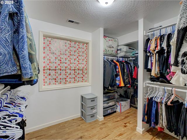 10017 Se HULT St, Portland, OR 97266