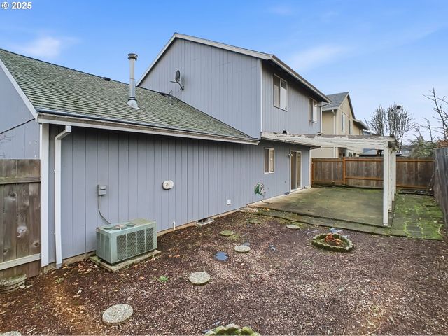 10017 Se HULT St, Portland, OR 97266