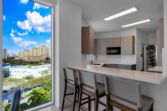 3030 NE 188th Street 602, Aventura, FL 33180