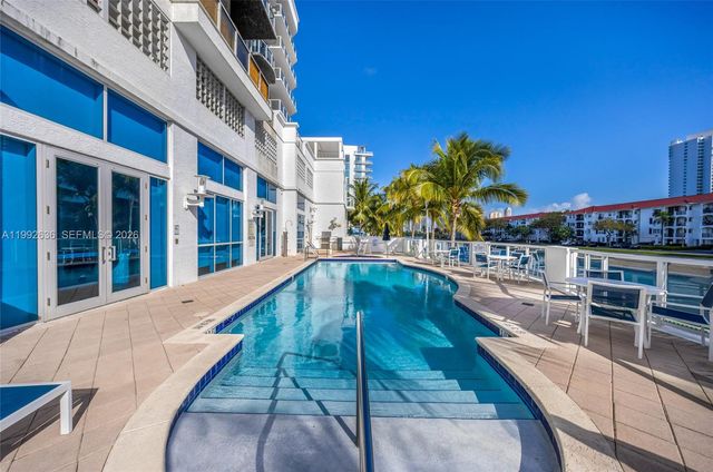3030 NE 188th Street 602, Aventura, FL 33180