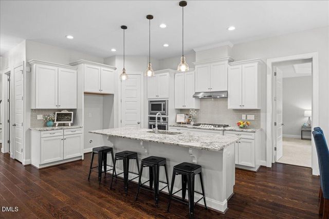 804 Rambling Oaks Lane, Holly Springs, NC 27540