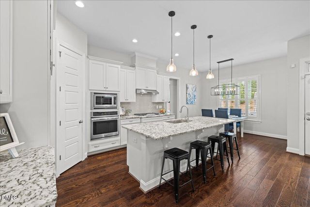 804 Rambling Oaks Lane, Holly Springs, NC 27540
