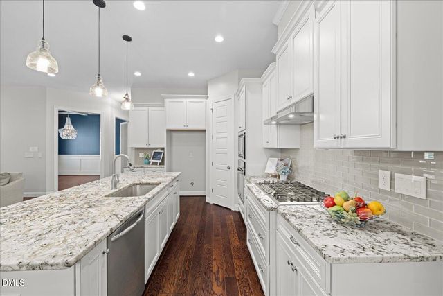 804 Rambling Oaks Lane, Holly Springs, NC 27540