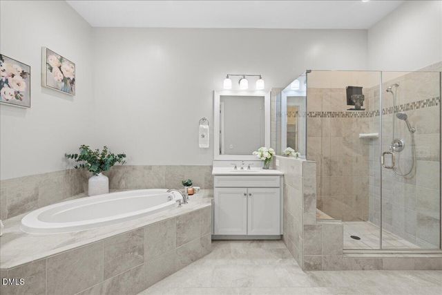 804 Rambling Oaks Lane, Holly Springs, NC 27540