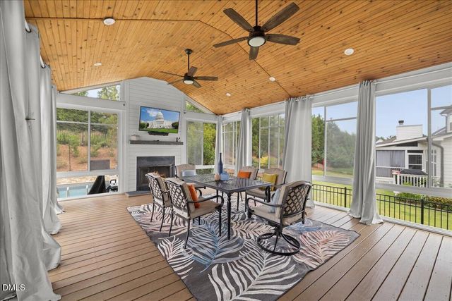 804 Rambling Oaks Lane, Holly Springs, NC 27540