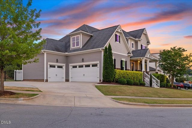 804 Rambling Oaks Lane, Holly Springs, NC 27540