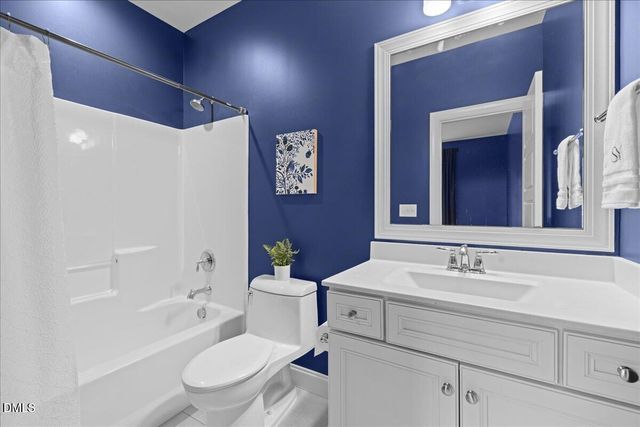 804 Rambling Oaks Lane, Holly Springs, NC 27540