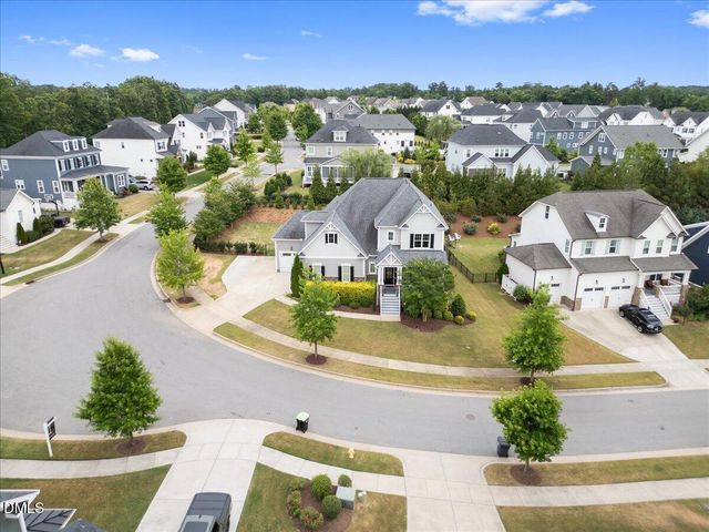 804 Rambling Oaks Lane, Holly Springs, NC 27540
