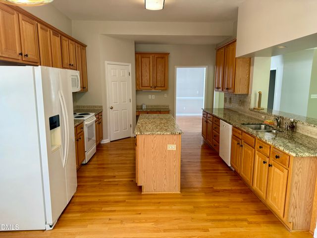 437 New Parkside Drive, Chapel Hill, NC 27516