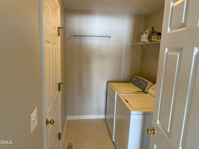 437 New Parkside Drive, Chapel Hill, NC 27516