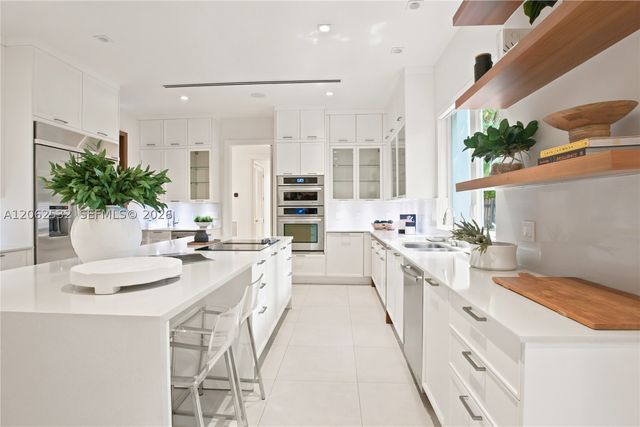 2820 Brickell Ave, Miami, FL 33129