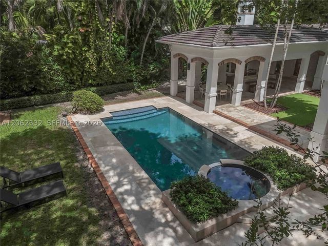 2820 Brickell Ave, Miami, FL 33129