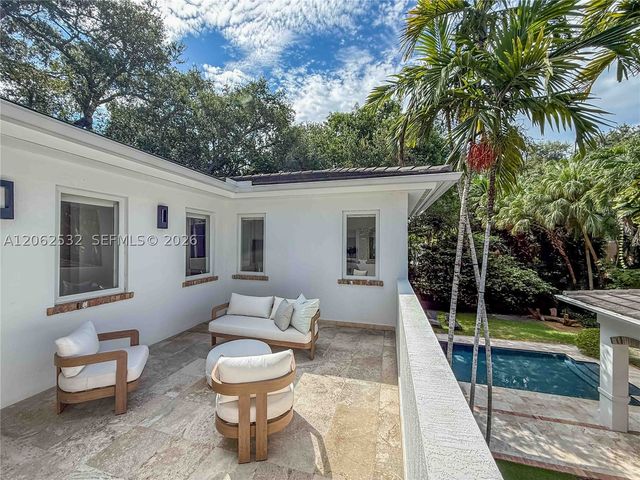 2820 Brickell Ave, Miami, FL 33129