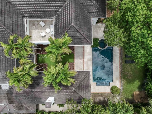 2820 Brickell Ave, Miami, FL 33129