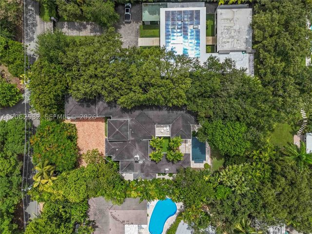 2820 Brickell Ave, Miami, FL 33129