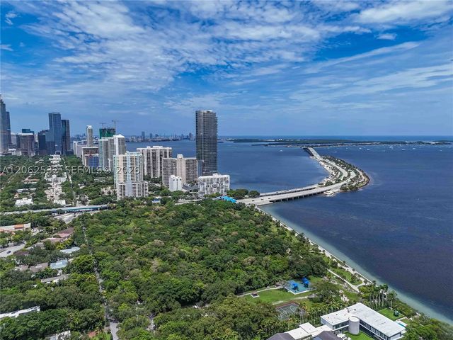 2820 Brickell Ave, Miami, FL 33129