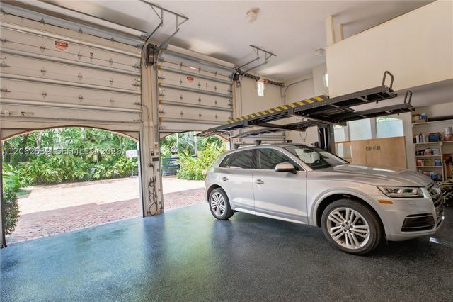 2820 Brickell Ave, Miami, FL 33129