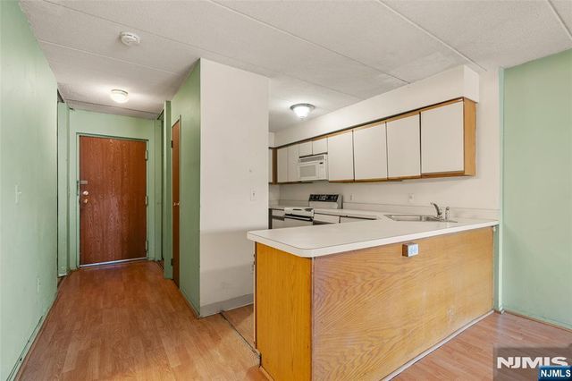 5 Linden Street 2I, Hackensack, NJ 07601