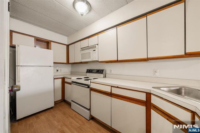 5 Linden Street 2I, Hackensack, NJ 07601