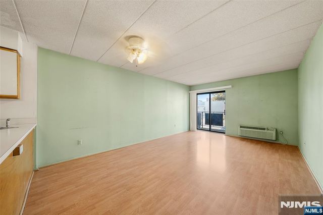 5 Linden Street 2I, Hackensack, NJ 07601