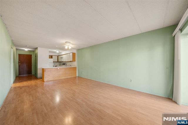 5 Linden Street 2I, Hackensack, NJ 07601