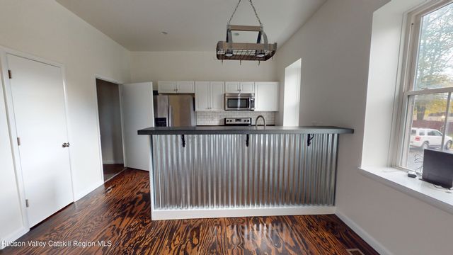 160 Mansion Street, Coxsackie, NY 12051