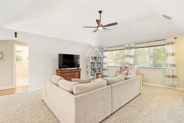 907 Parkwood Court, Mckinney, TX 75072