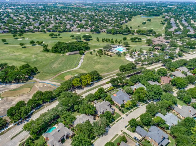 907 Parkwood Court, Mckinney, TX 75072