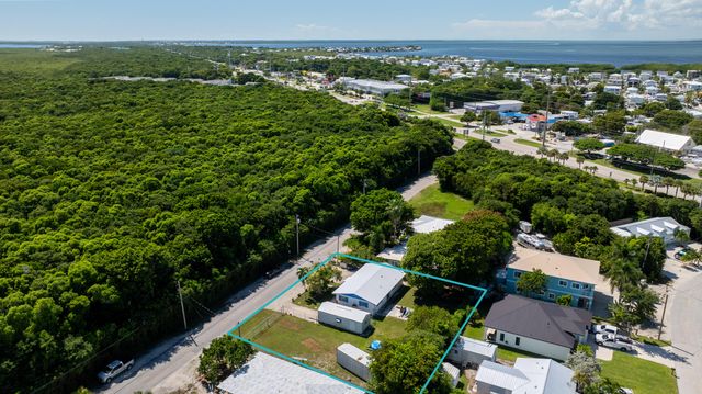 S 8 Andros Road, Key Largo, FL 33037