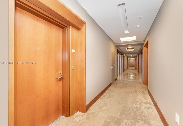 31 SE 5th St 3914, Miami, FL 33131