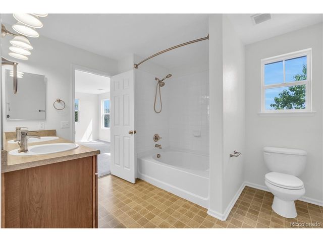 11959 Riverstone Cir 8B, Henderson, CO 80640