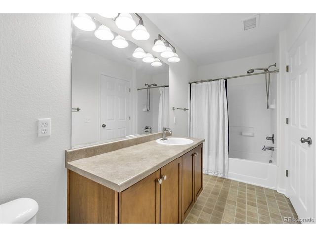 11959 Riverstone Cir 8B, Henderson, CO 80640