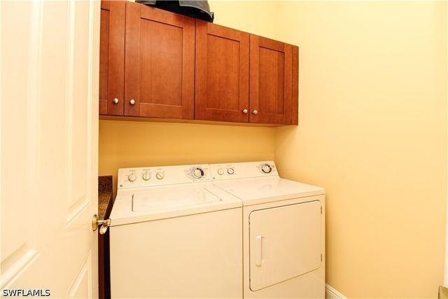 9224 Campanile CIR 203, Naples, FL 34114