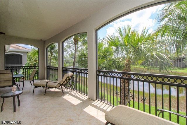 9224 Campanile CIR 203, Naples, FL 34114