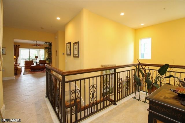 9224 Campanile CIR 203, Naples, FL 34114