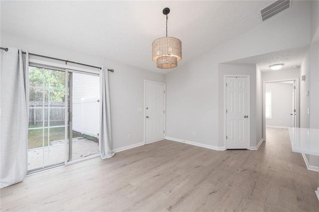 211 Daventry, Woodstock, GA 30188