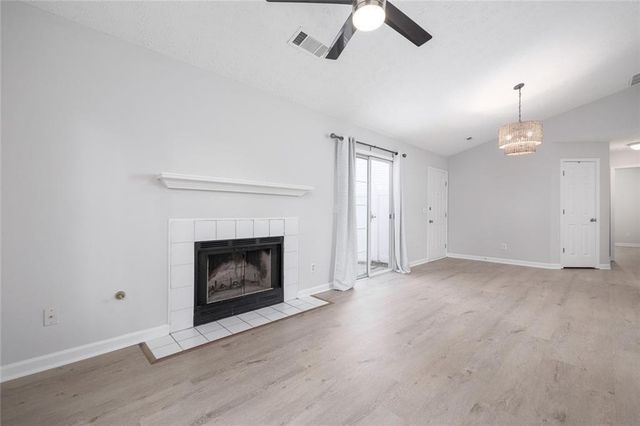 211 Daventry, Woodstock, GA 30188