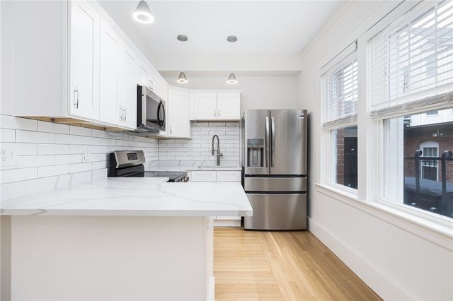 54 Sutton Street 1, Providence, RI 02903
