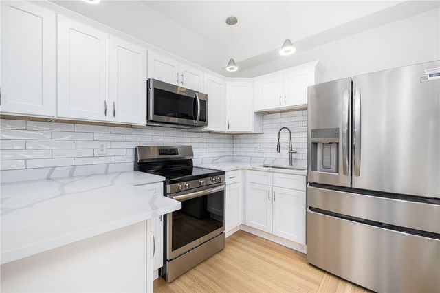 54 Sutton Street 1, Providence, RI 02903