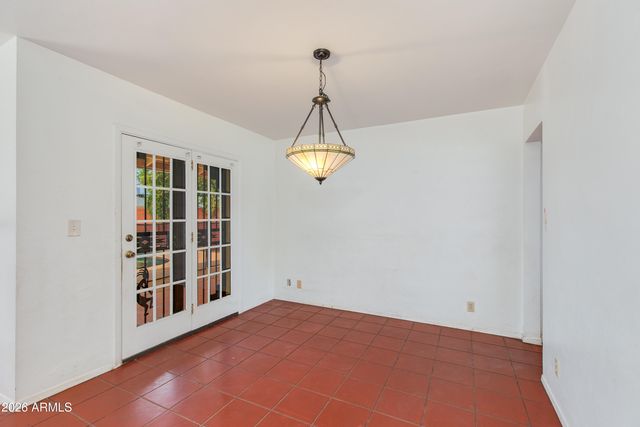 1524 W OCOTILLO Road, Phoenix, AZ 85015