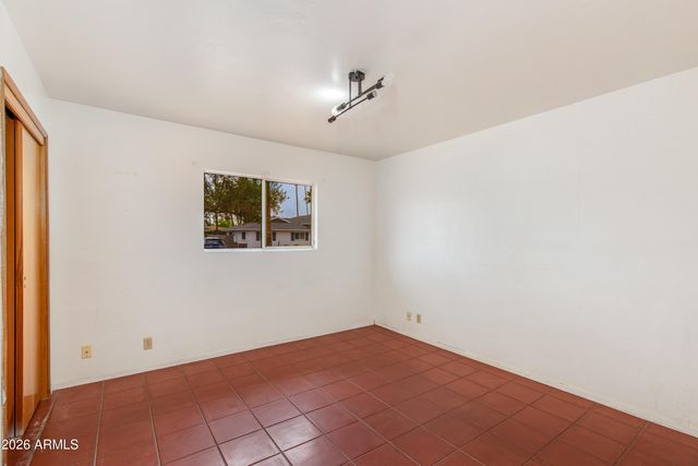 1524 W OCOTILLO Road, Phoenix, AZ 85015