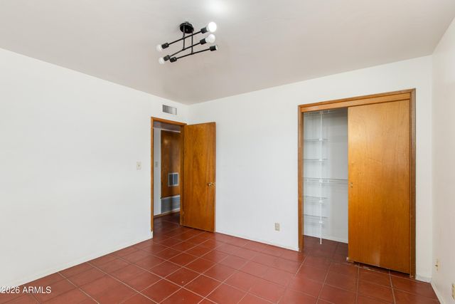 1524 W OCOTILLO Road, Phoenix, AZ 85015