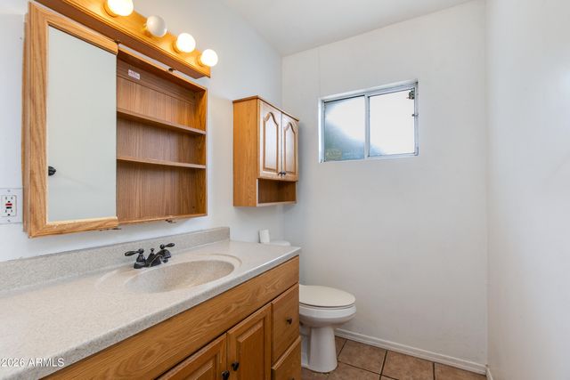 1524 W OCOTILLO Road, Phoenix, AZ 85015