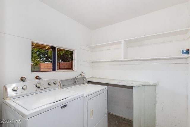 1524 W OCOTILLO Road, Phoenix, AZ 85015