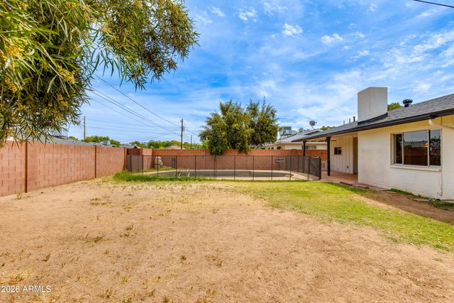 1524 W OCOTILLO Road, Phoenix, AZ 85015