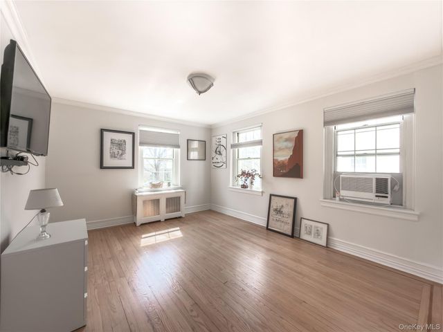 4 Park Lane 2C, Mount Vernon, NY 10552