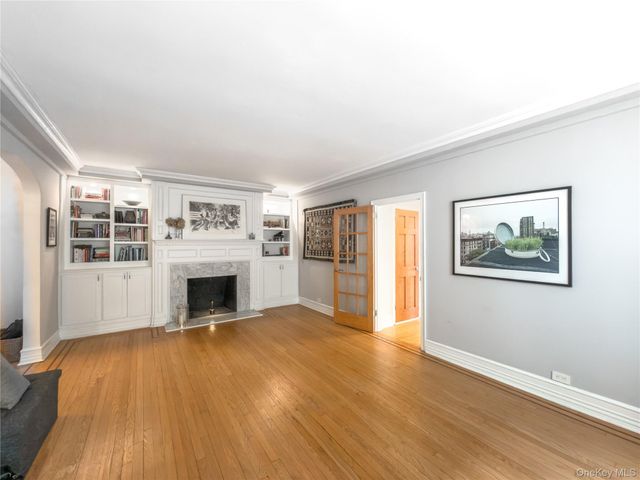 4 Park Lane 2C, Mount Vernon, NY 10552